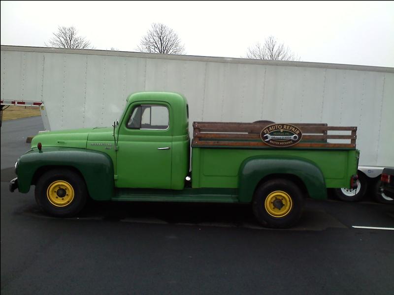 photo of PJ Auto's Green Truck